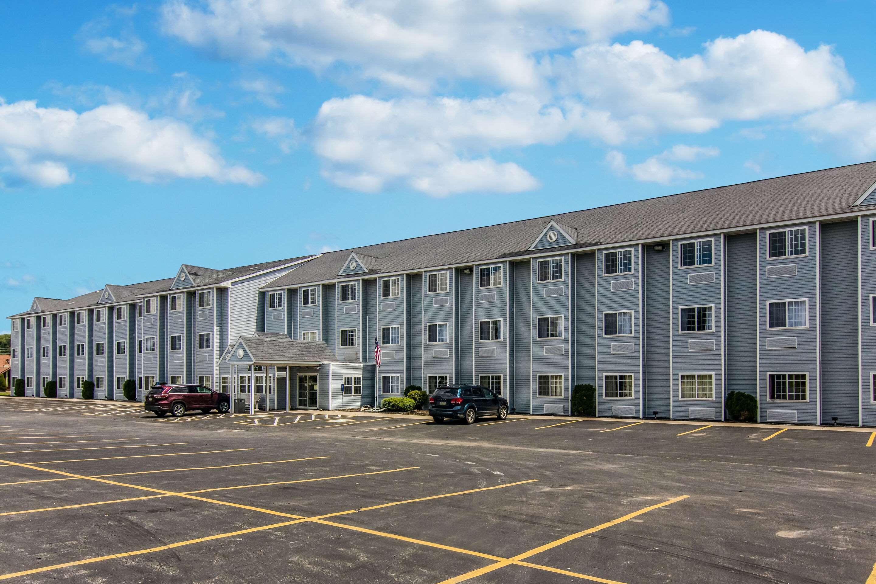 Monroe Heights Grove City Eksteriør bilde
