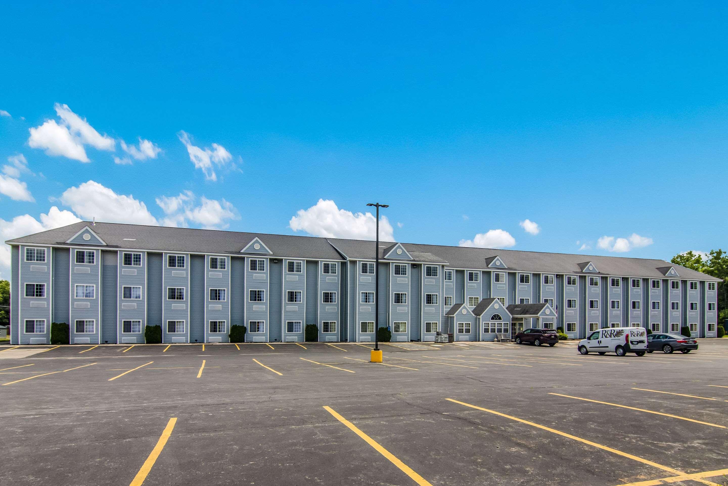 Monroe Heights Grove City Eksteriør bilde